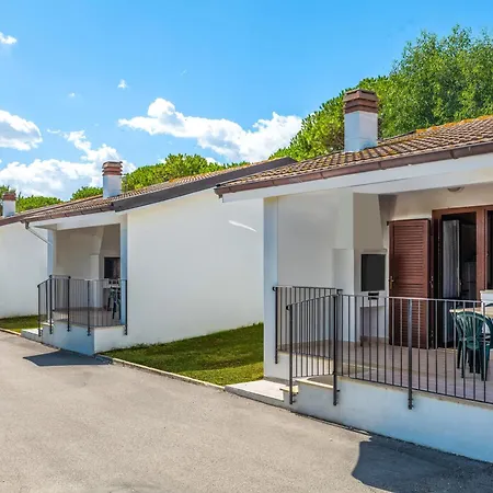 Tatil parkı Family Village