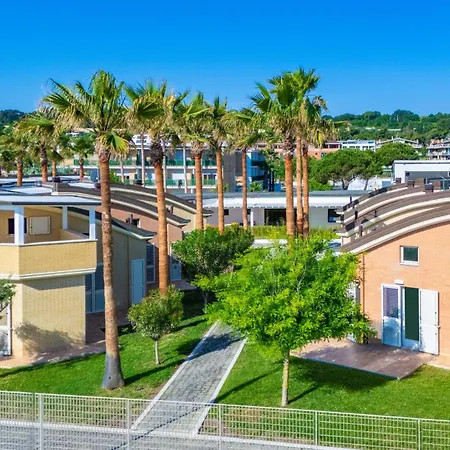 Family Village Tatil parkı