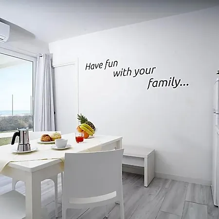 Family Village Порто-Сант'Эльпидио